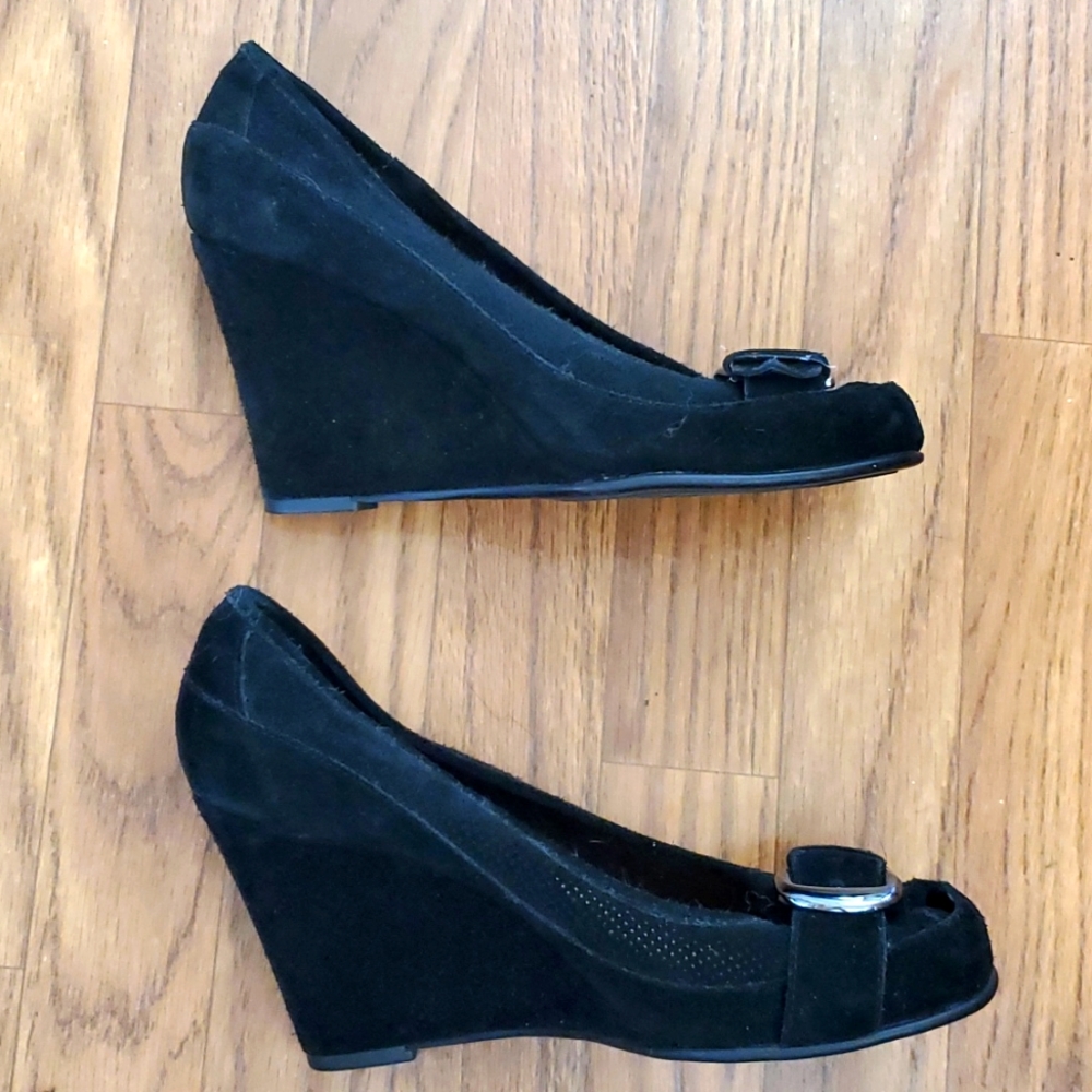Suede wedges